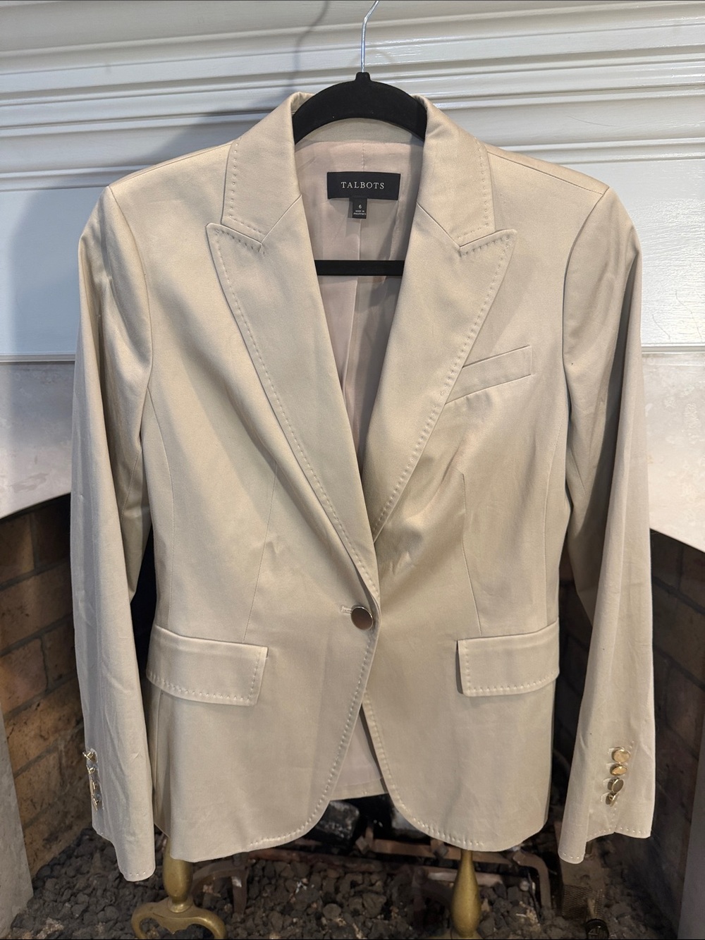 Talbots Light Cream Single-Button Tailored Blazer size 6